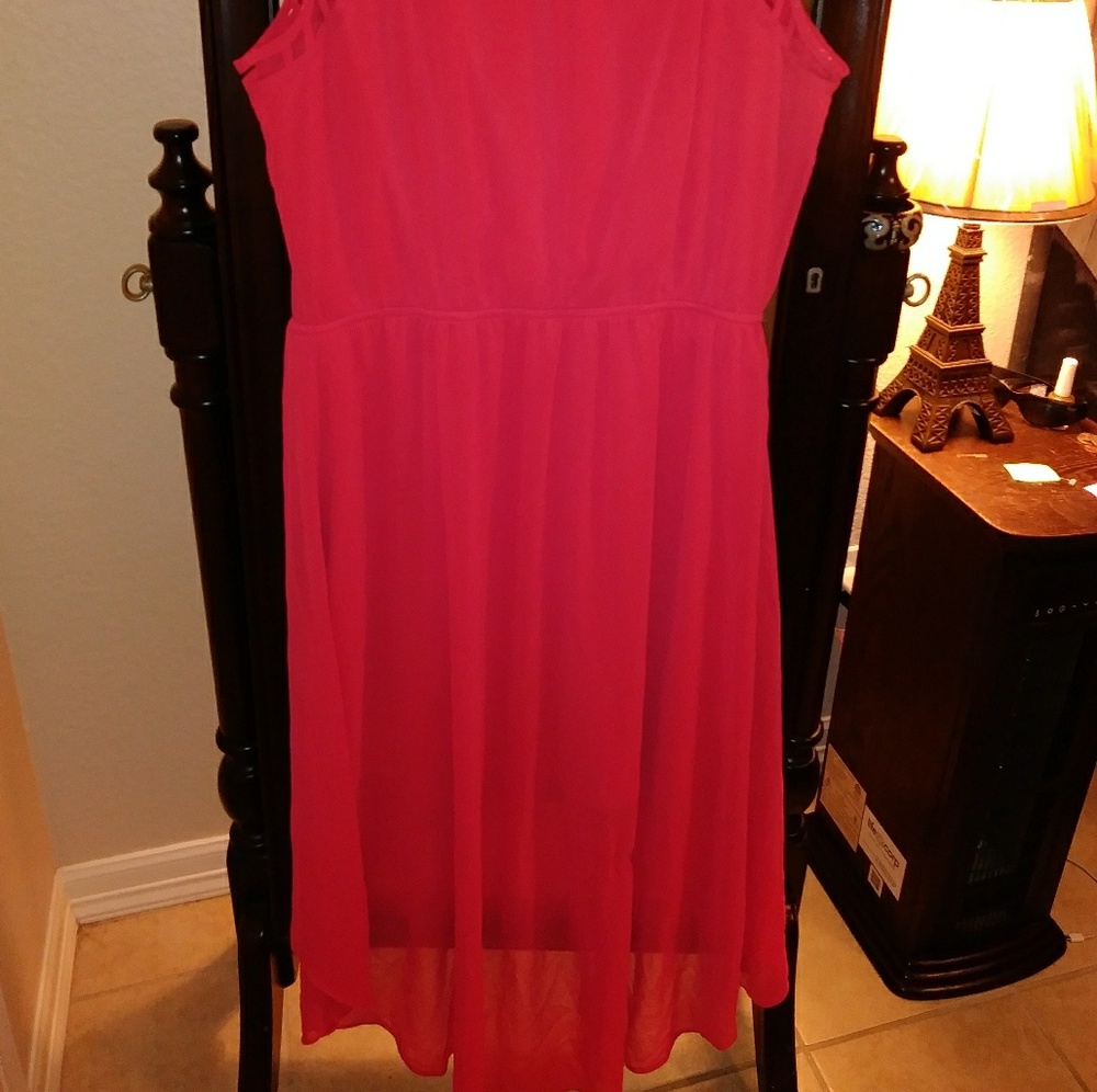 Dress - Picture 3 of 5